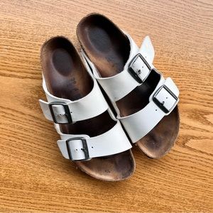 Birkenstock white size 39 (8.5)